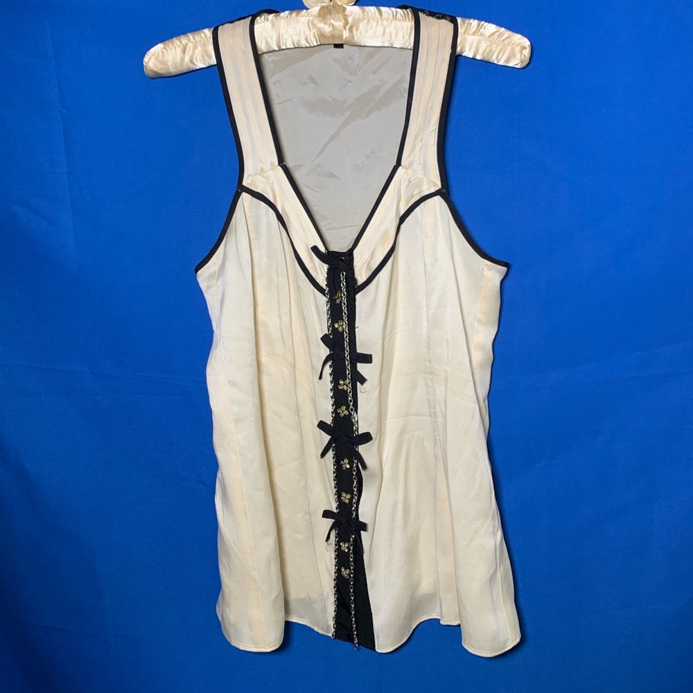 Nanette Lepore silk beige and black snap too sz 2